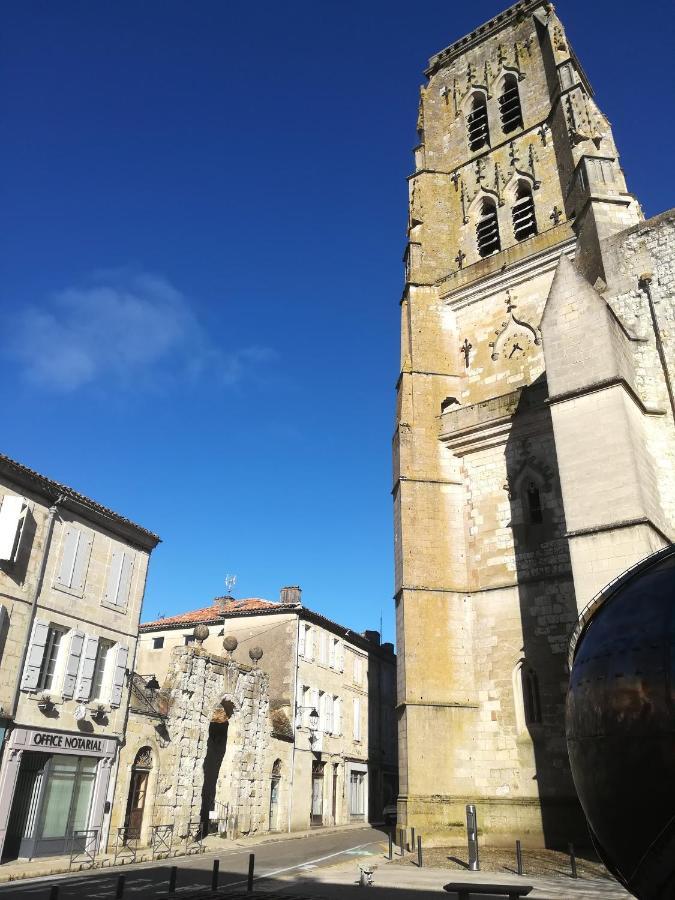 Gite De La Cathedrale - ليكتور المظهر الخارجي الصورة